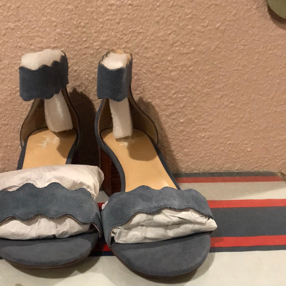 Crown vintage heels